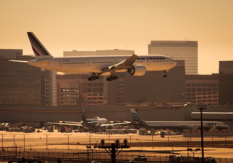 LAX International Airport Air France Lounge