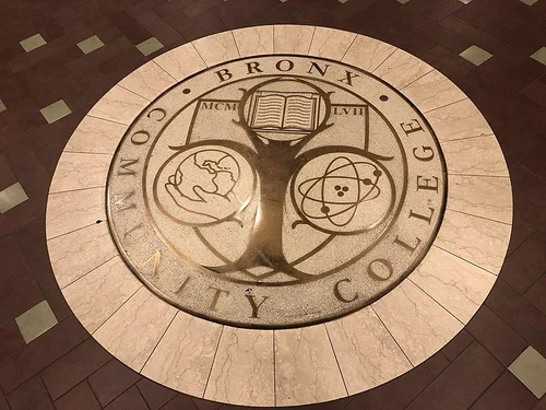 CUNY Bronx Community College - Plaza