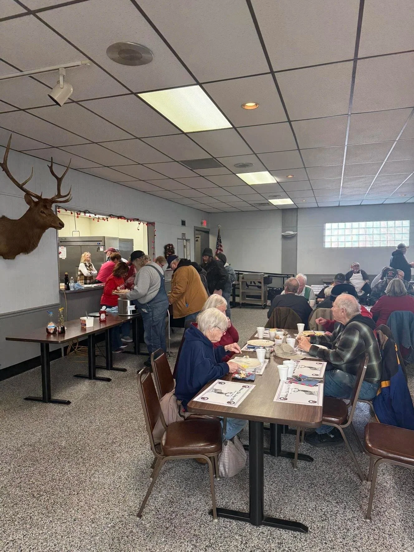 Ashland #1360 Provides Christmas Morning Breakfast to the Community