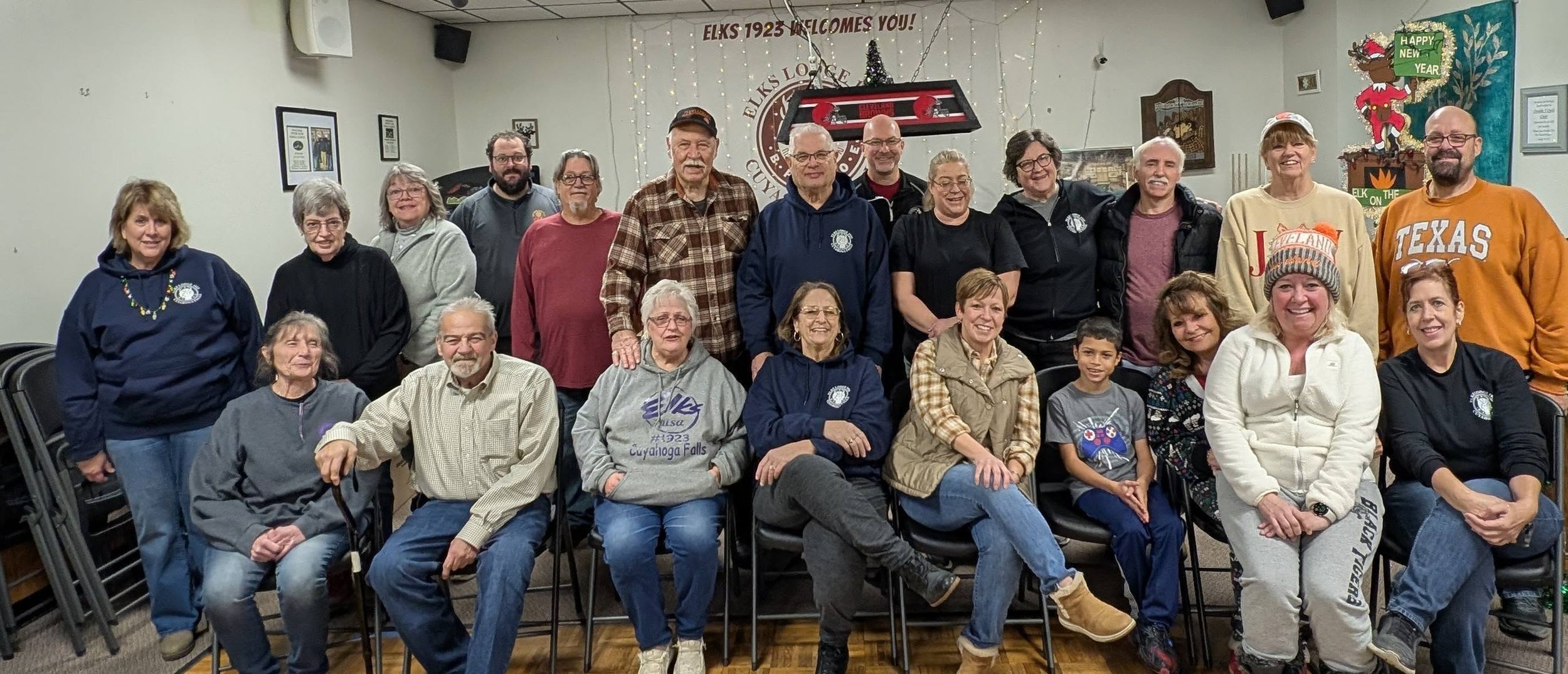 Cuyahoga Falls #1923 Spreads Holiday Cheer with 145 Meals