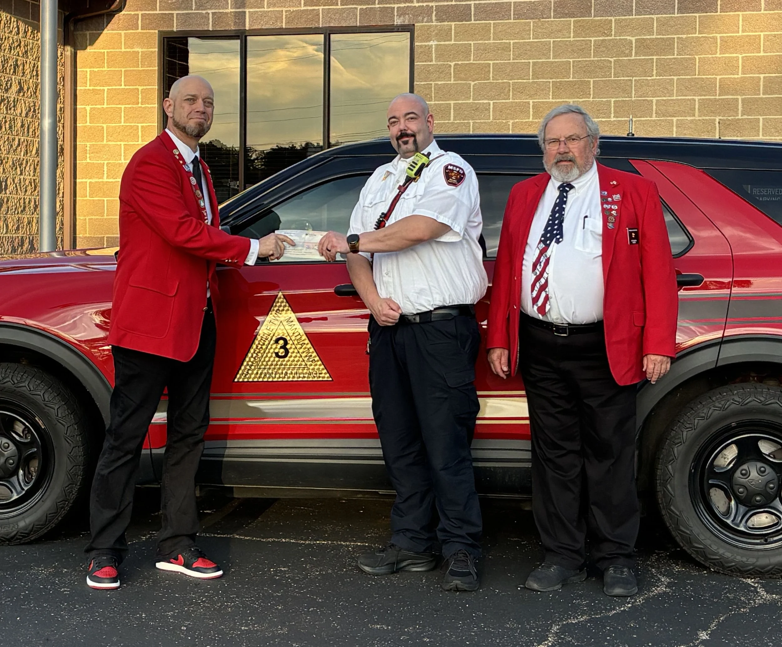 Ravenna Elks #1076 Support Mantua-Shalersville Fire District with Community Service Grant