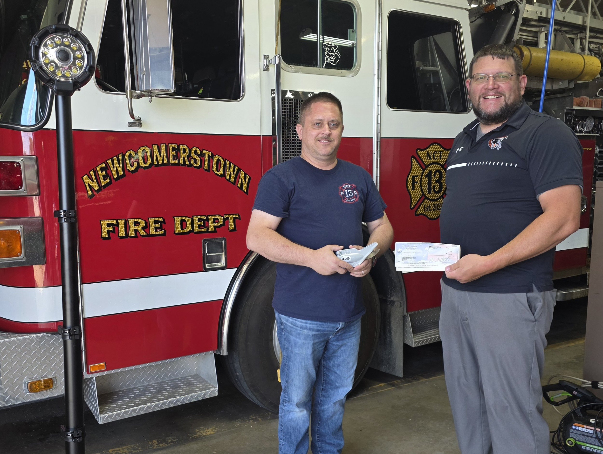 Newcomerstown Elks #1555 Uses Community Improvement Grant to Equip Local Fire Department With Lighting and Cutting Tool
