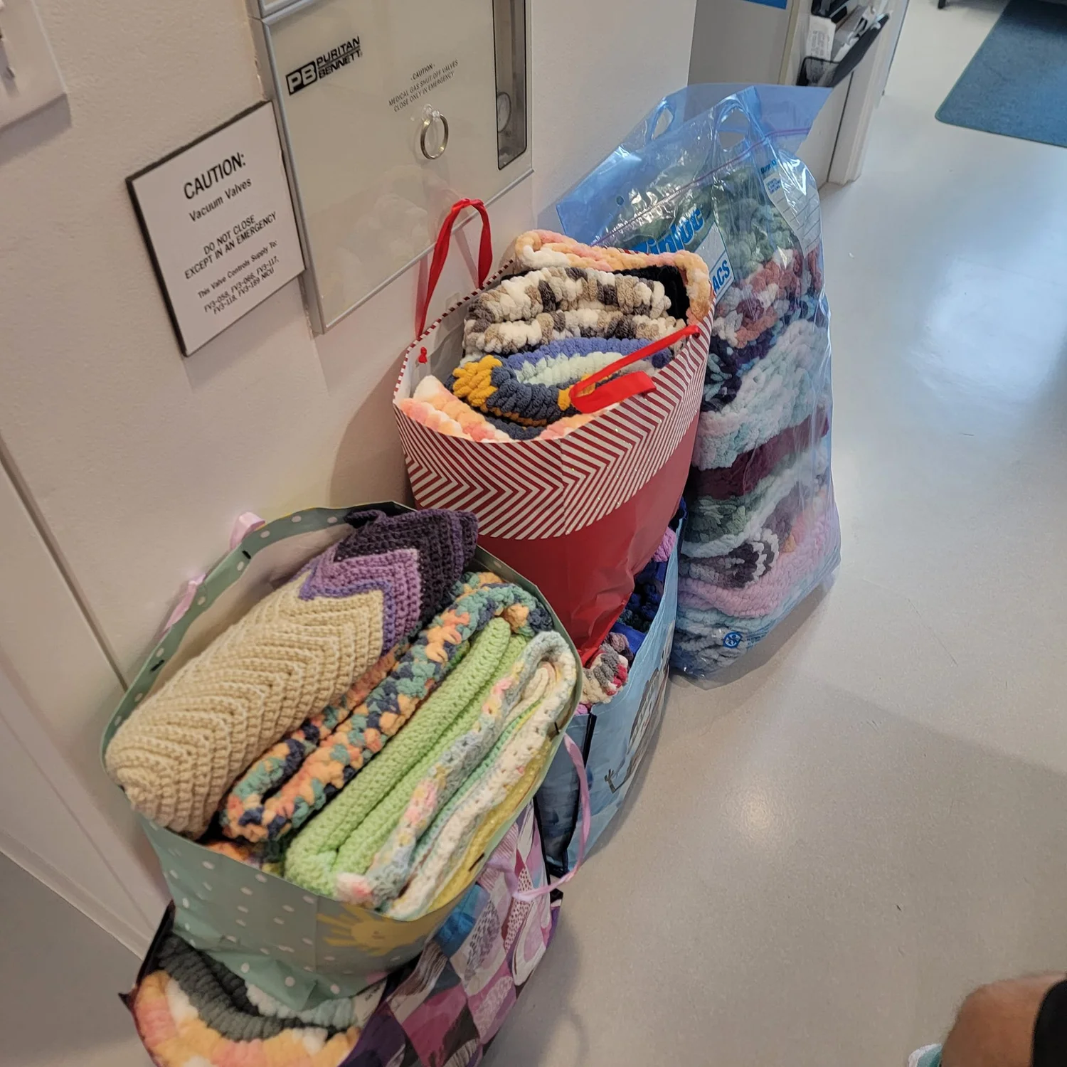 Berea Elks 1815 Donate Blankets to Local NICU — Ohio Elks Association
