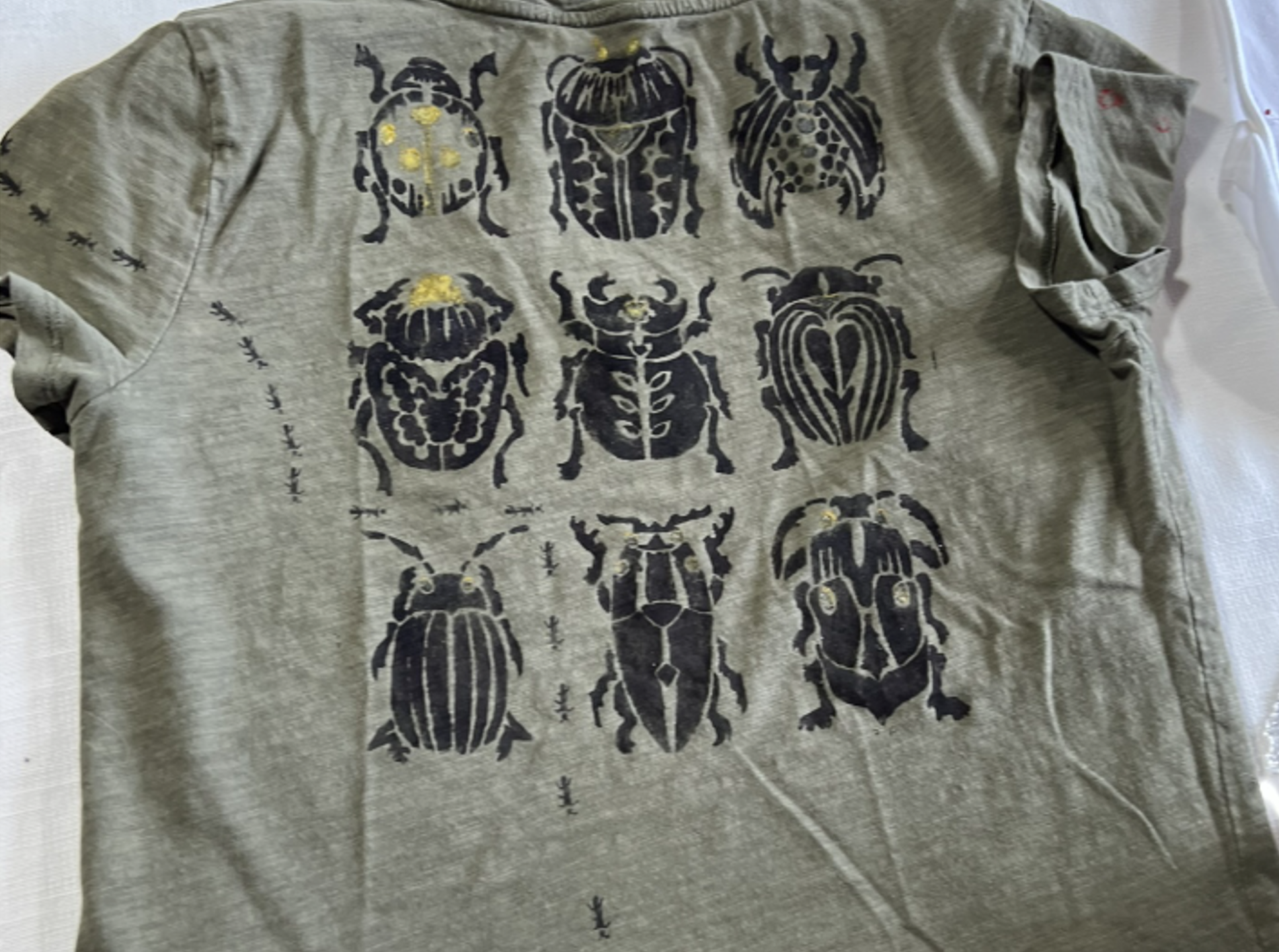  Ink and Drink  |  Artful Wearables 