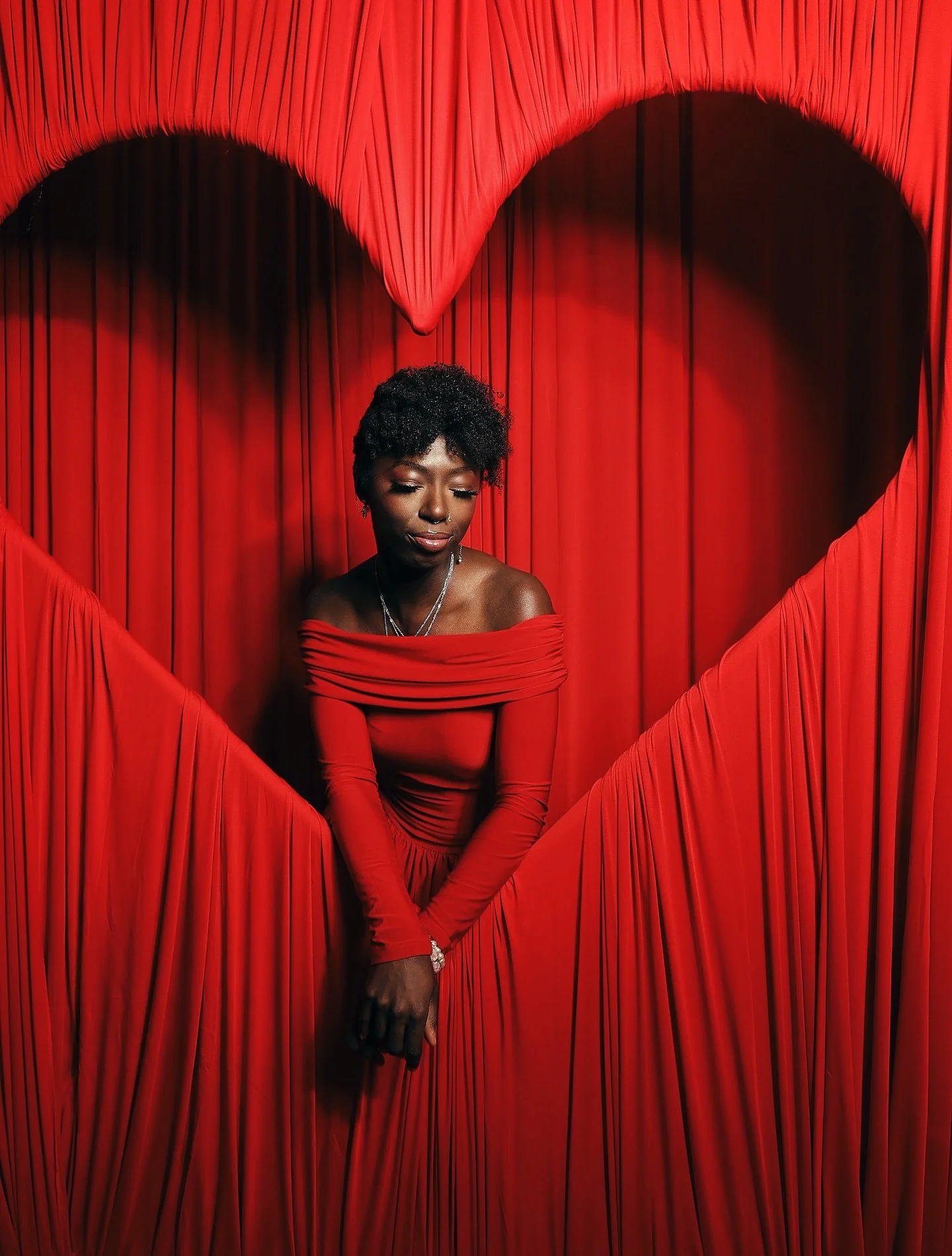 Stepping into our Studio Experience 💘✨ 

Our heart-shaped backdrop is giving romance, glam, and main character energy all in one carousel. Hire us for a custom backdrop and studio moment in NYC.

#valentinesdaynyc #photopopupnyc #valentinesphotoboot