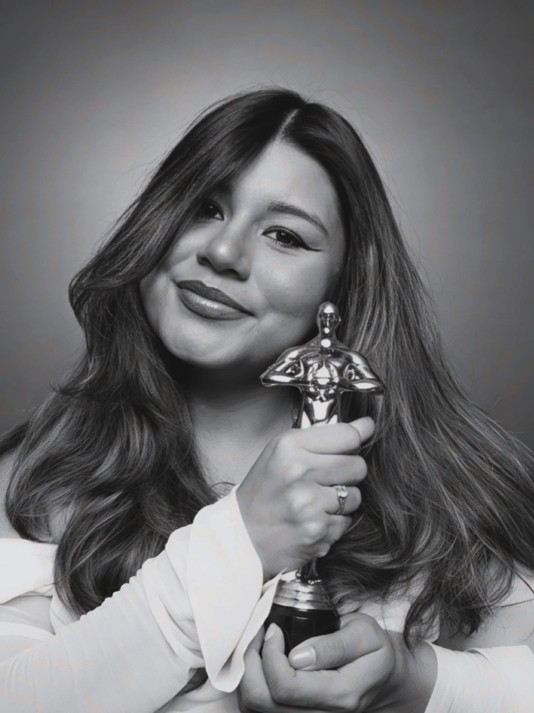 Okayyyy part two 🎬✨

We were inspired by the Oscars photo booth and had to recreate another iconic moment in our own Photo Booth 🤭

This time for Ericka&mdash;celebrating her winning an award for Best Operations Management 👏🏽🏆

Inspired by the m