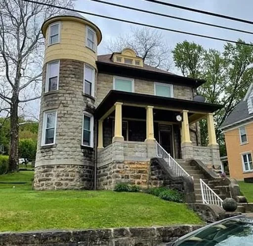 Craftsman, Federal or Castle?