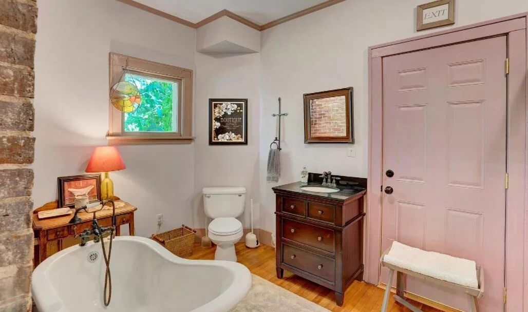 106.JPG