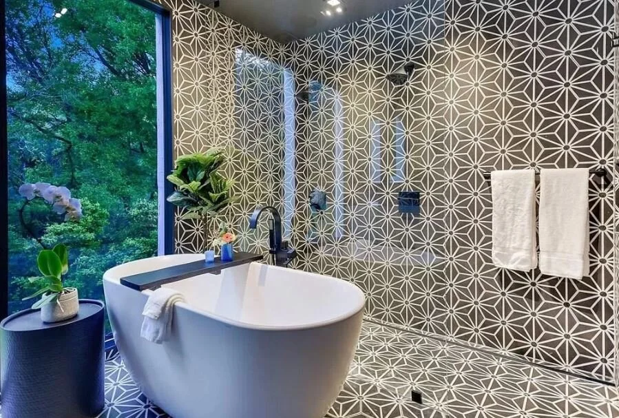 Splurge a Little Saturday