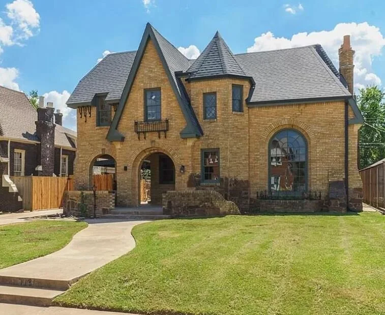 A Tutor Lesson in Tudors