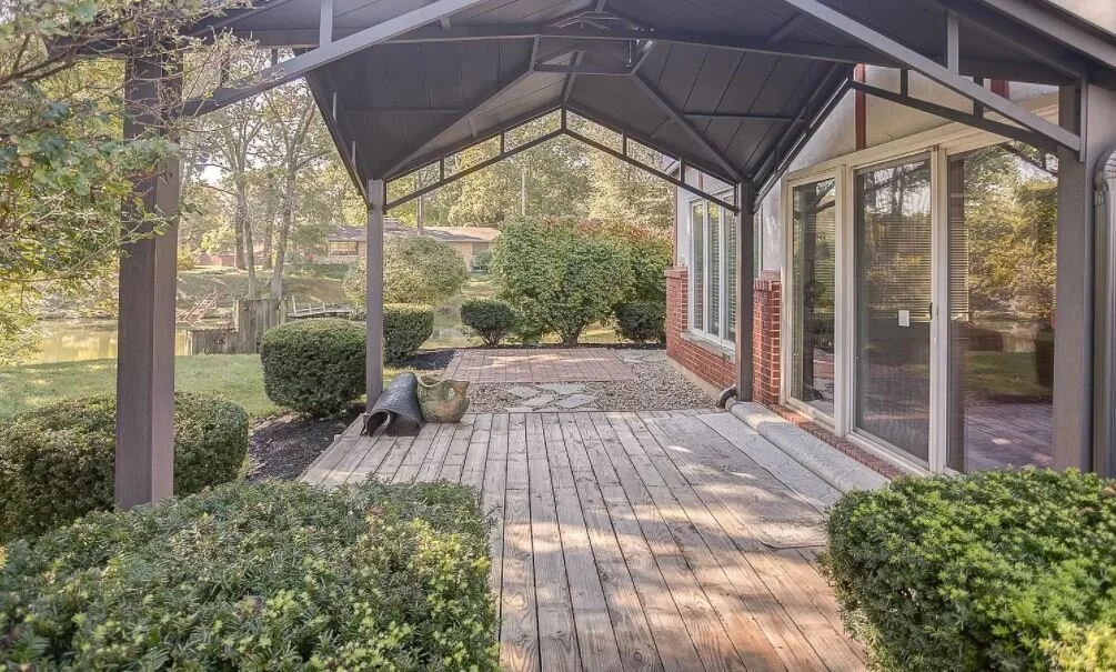 3 Waterfront Homes Under $200K