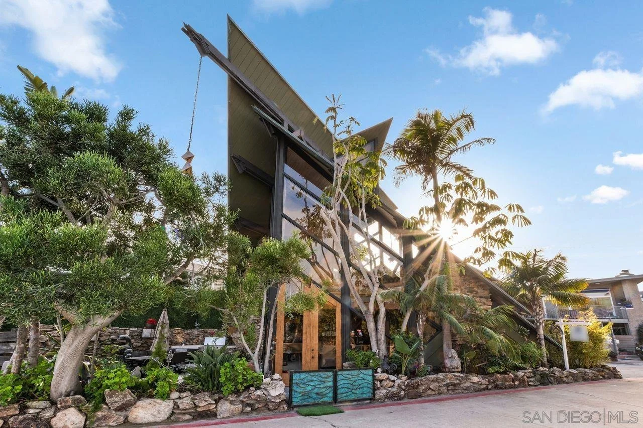 A Kendrick Kellogg Home in San Diego, CA