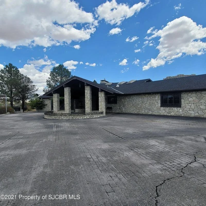 A Mansion with Fire Damage in Farmington, NM - $375,000