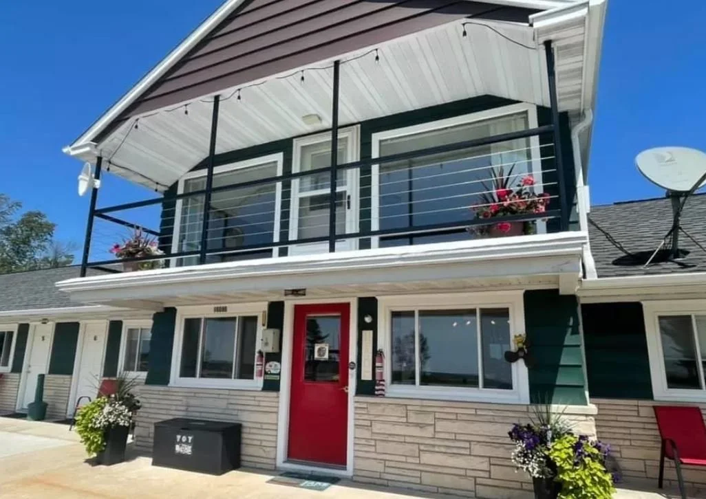 A Motel in Cooks, MI - $525,000