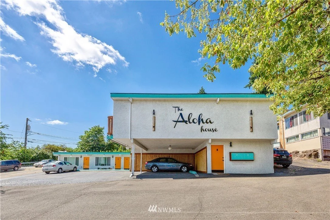 An Apartment Complex for Sale in Seattle, WA - $2,880,000