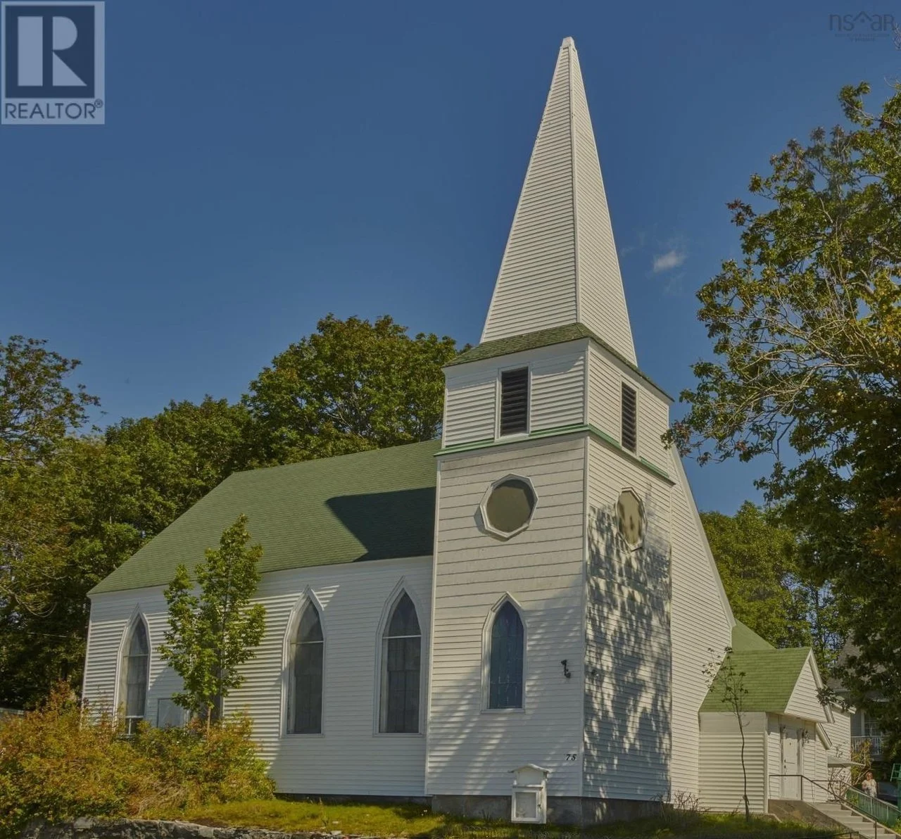 A Church in Queens, NS - C$320,000