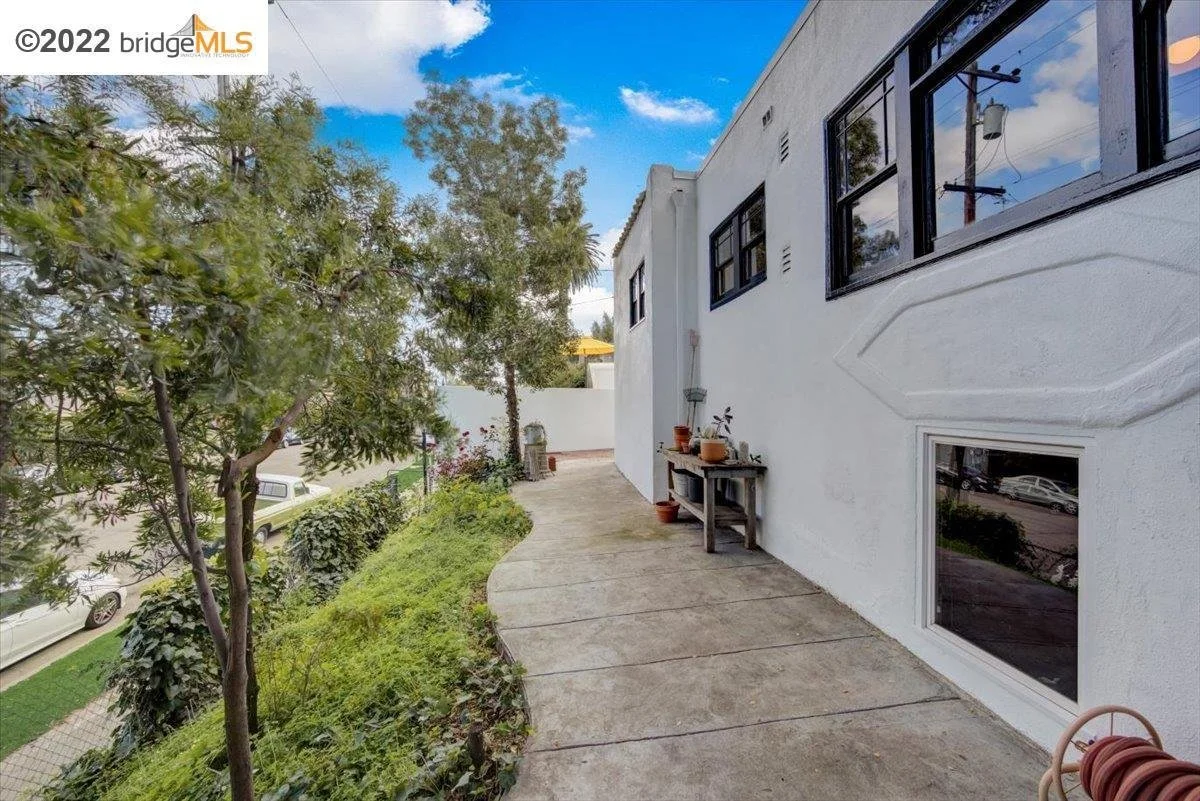 An Eclectic Home in Oakland, CA - $749,000