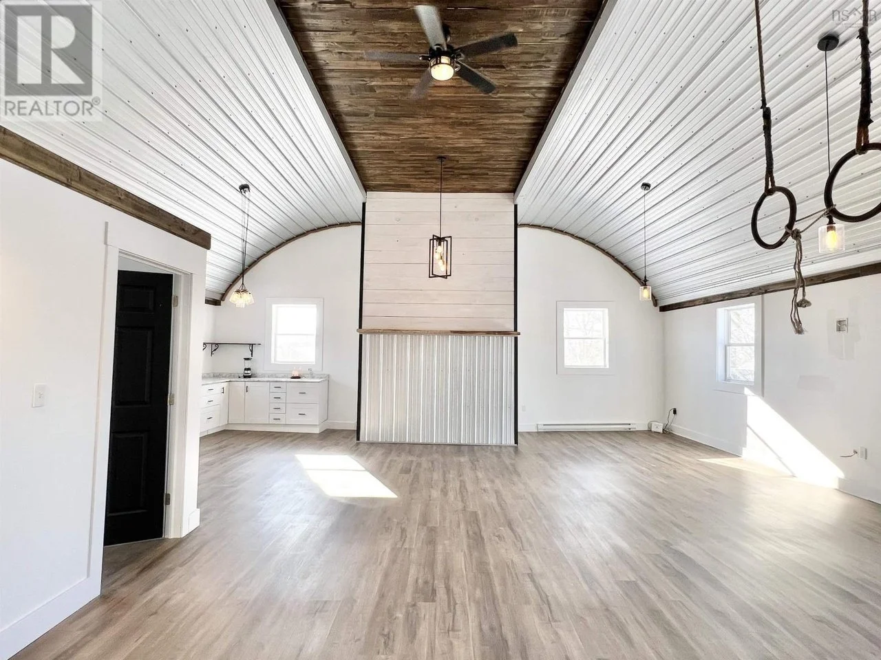 Mixed Use in Kings, NS - C$299,900