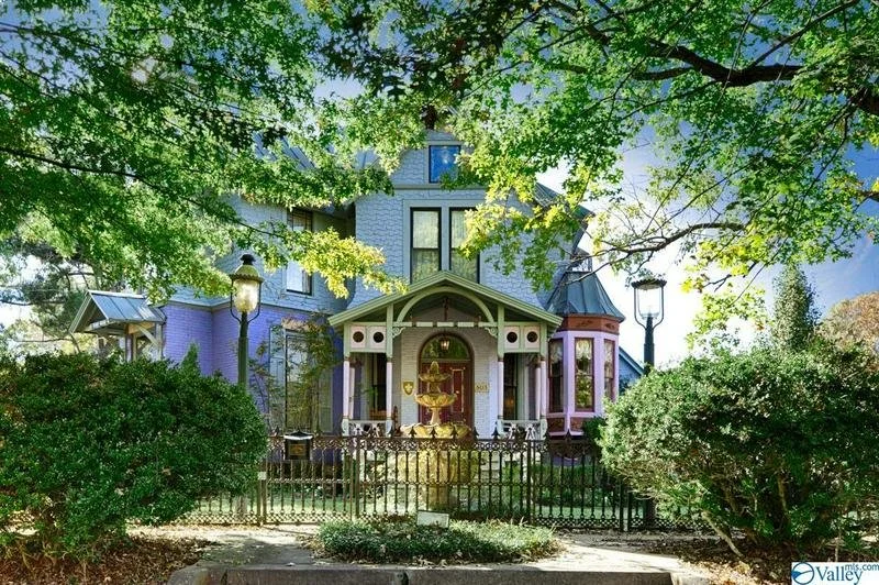 An Alabama Register of Landmarks &amp; Heritage Home