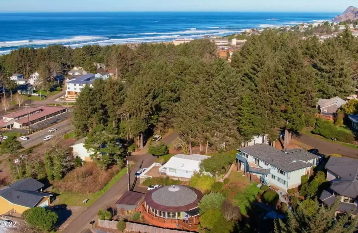 Ocean Views in Lincoln City, OR - $593,500