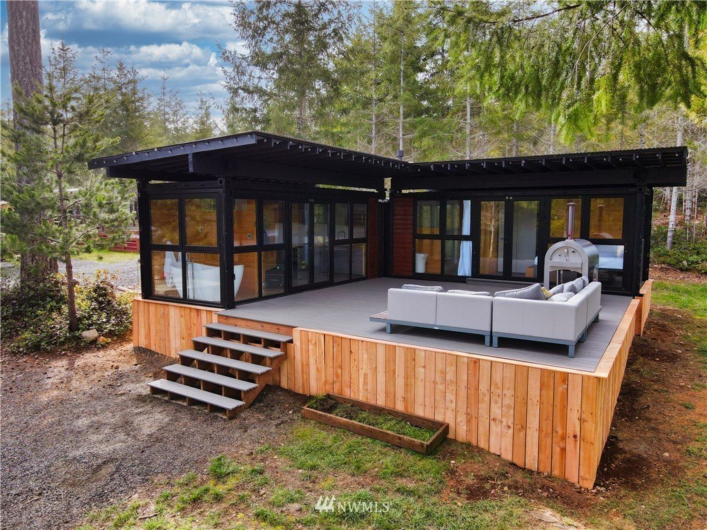 9 Acres in Hoodsport, WA - $569,500