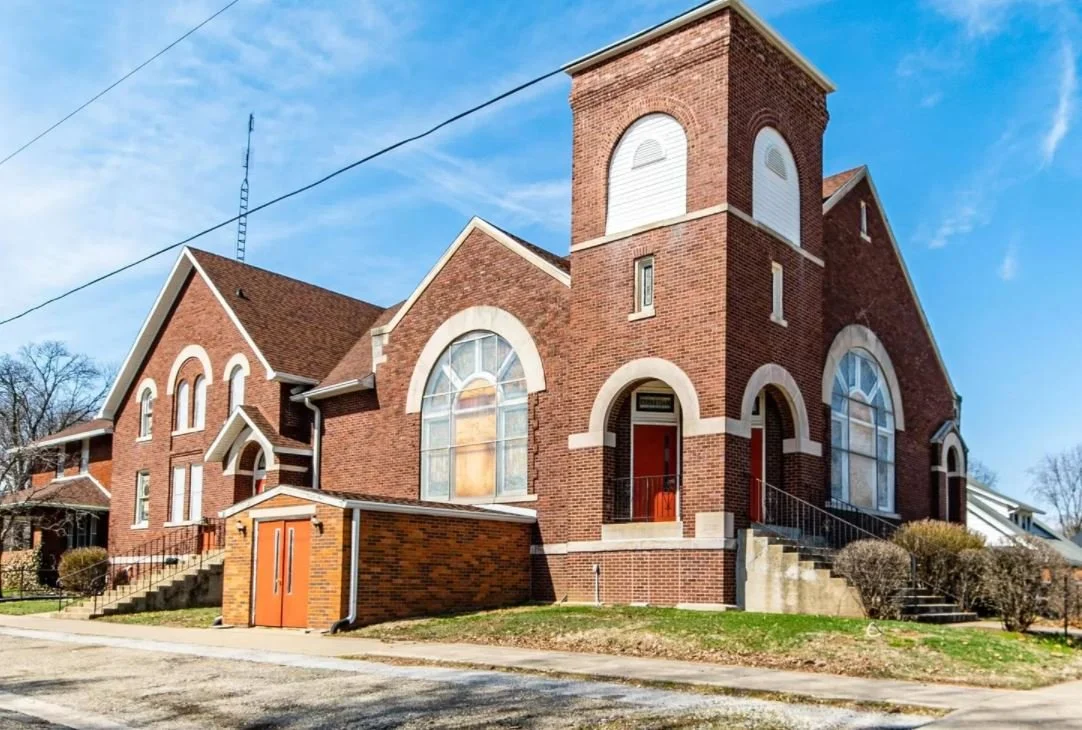 A House &amp; Church in Mason City, IL - $350,000