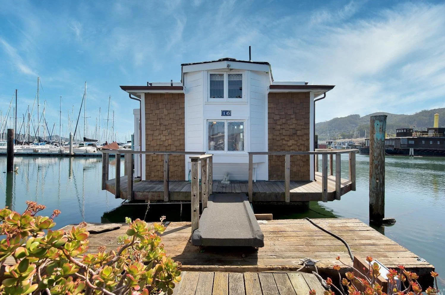 A Floating Home in Sausalito, CA - $975,000