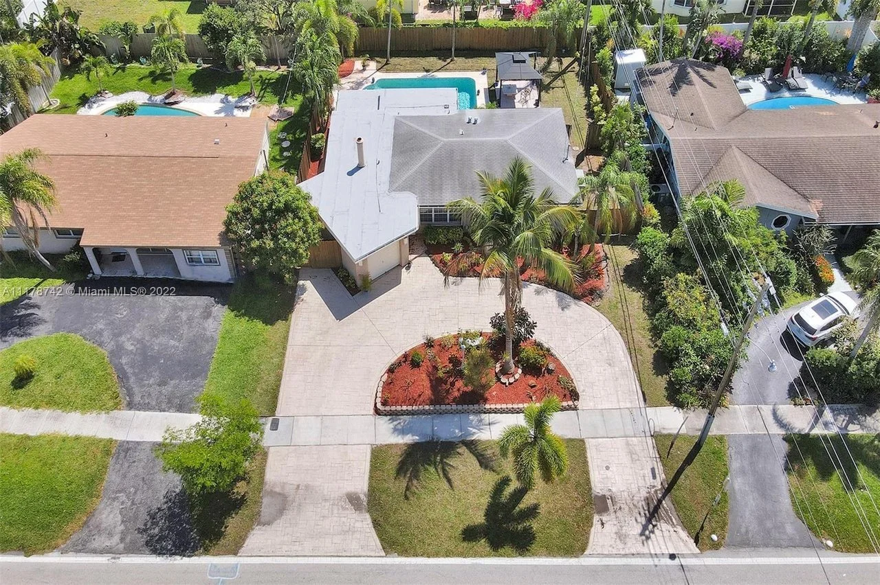 A Surprising Interior in Ft Lauderdale, FL - $525,000