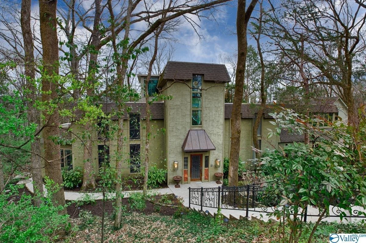 A Quirky Home in Huntsville, AL - $785,000