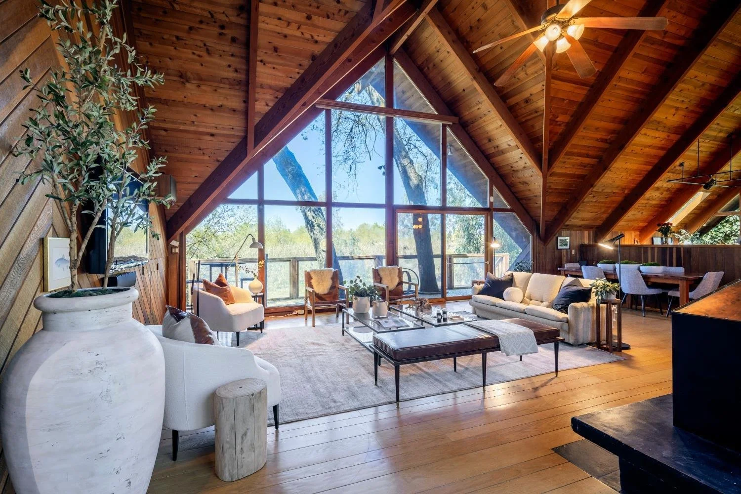 A Riverfront Home in Reedley, CA - $775,000