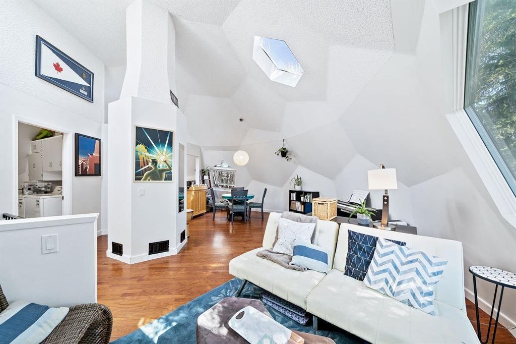 A Geodesic Dome in Calgary, AB - C$379,900