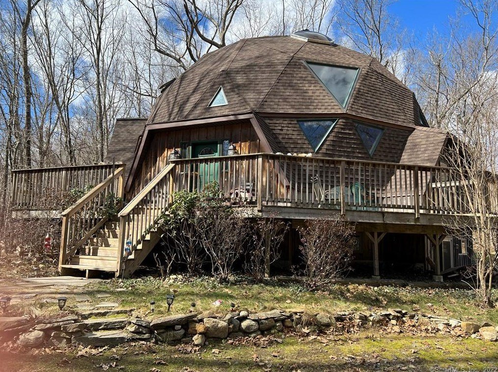 A Dome House in Mansfield, CT - $370,000