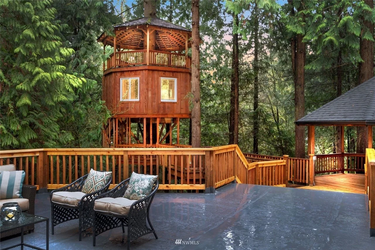 Bothell, WA - $1,395,000