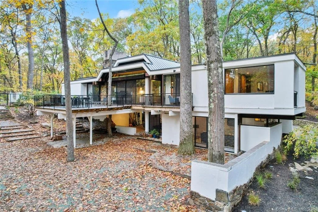 A Vincent Amore Design in New Haven, CT - $1,295,000