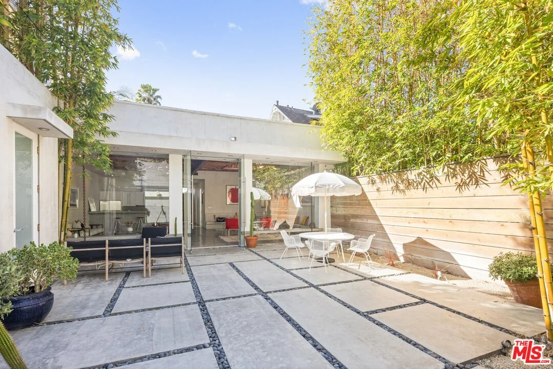 A Former Neighborhood Market in Venice, CA - $2,600,000