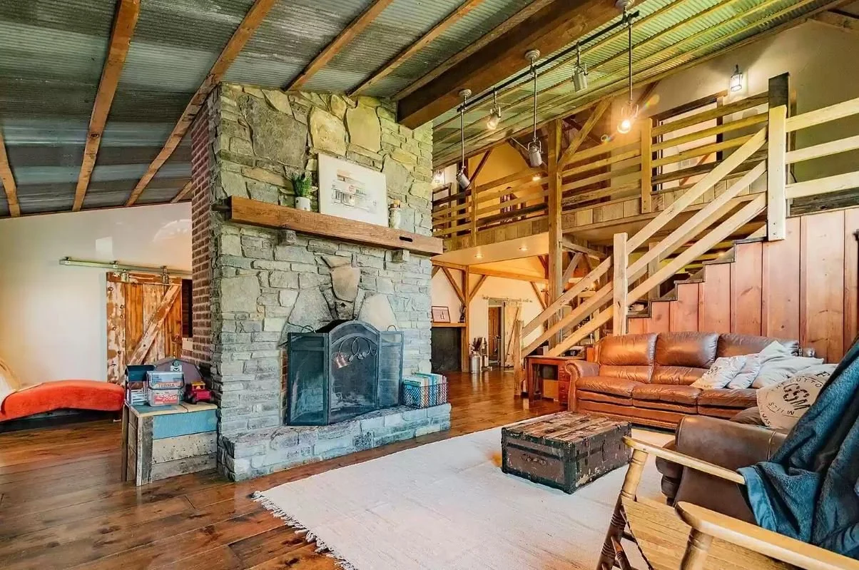 A Barn Conversion in Zanesfield, OH - $369,900