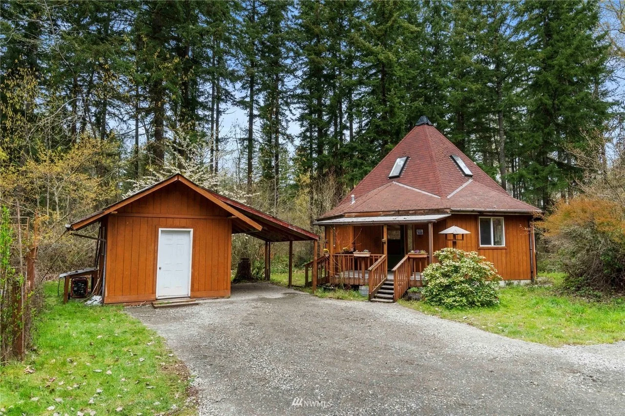 Off Grid on Over 5 Acres in Yelm, WA - $285,000