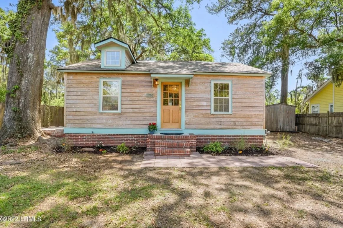 Southern Charm in Beaufort, SC - $259,900