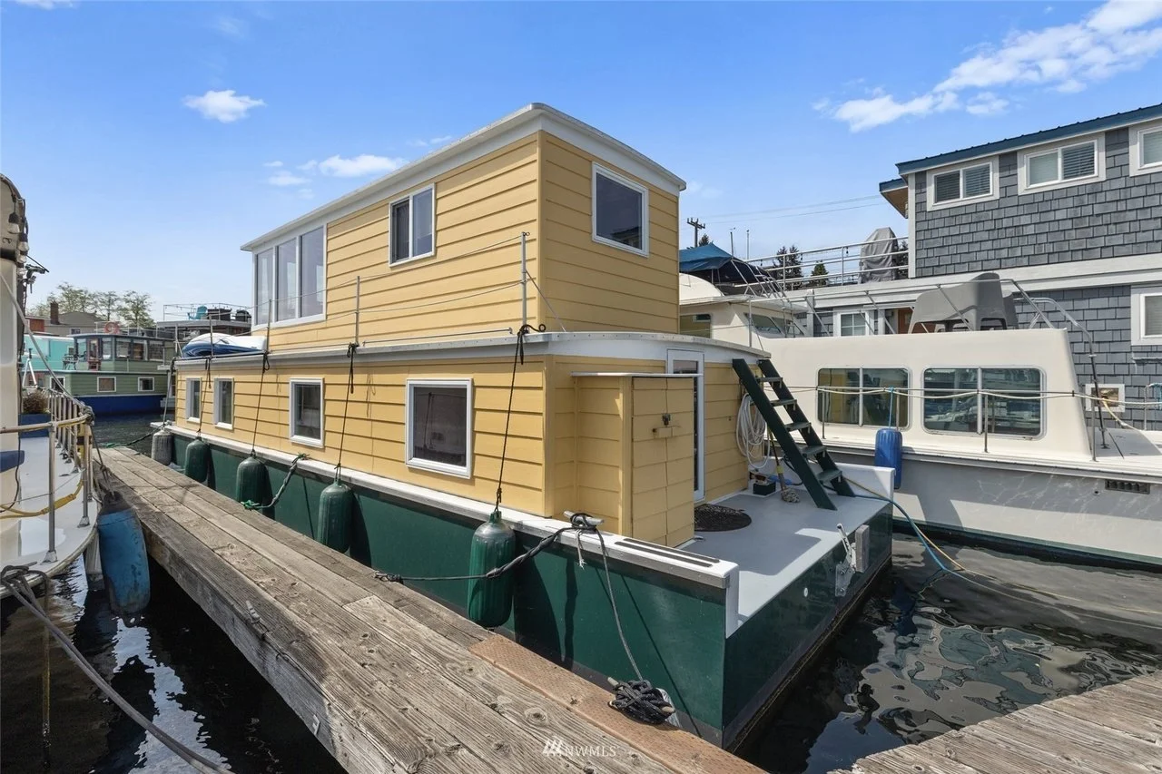 A Floating Home in Seattle - $445,000
