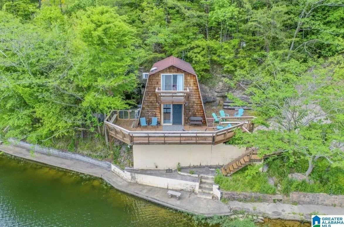 A Lake Front Home in Oneonta, AL - $235,900