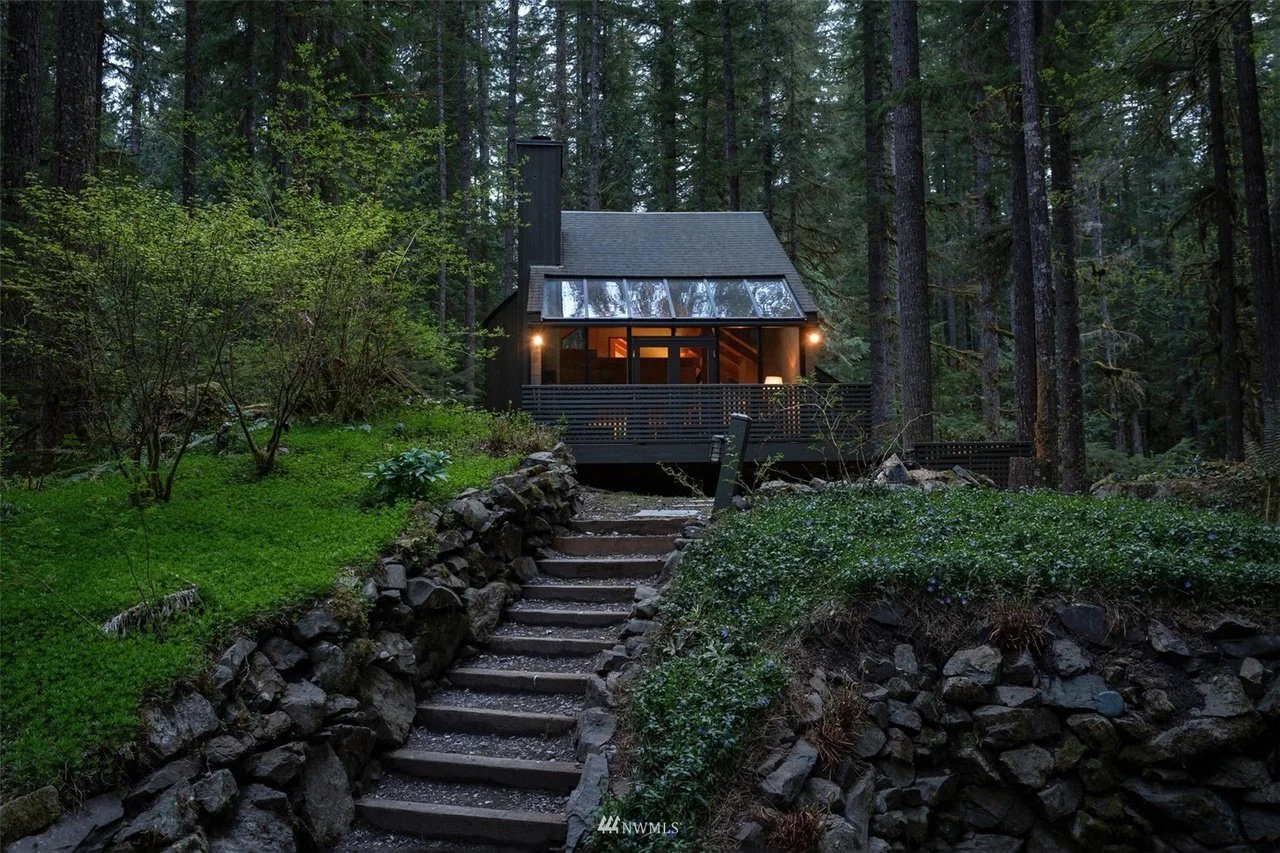 A Mt Baker Getaway - $750,000