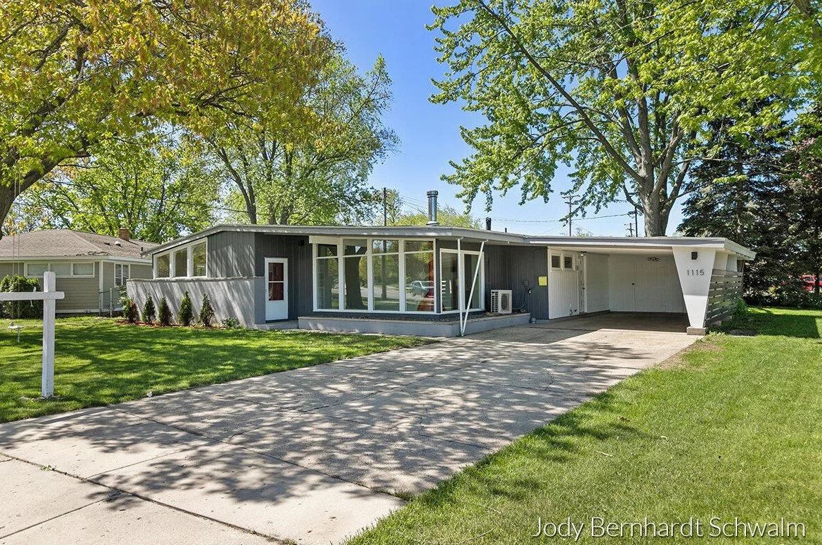 A 1950's Home in Muskegon, MI - $250,000