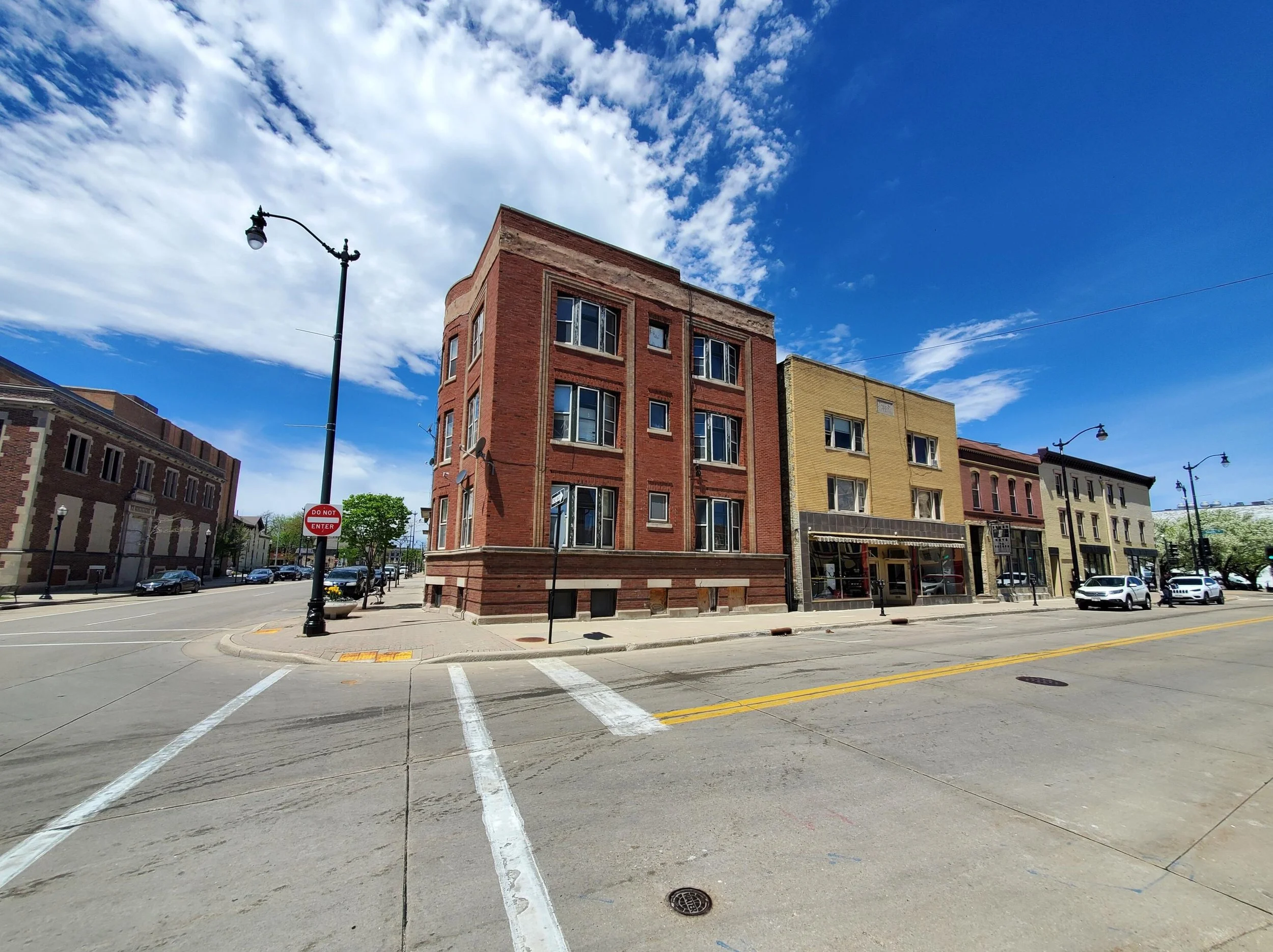 31 Units in Racine, WI - $1,550,000
