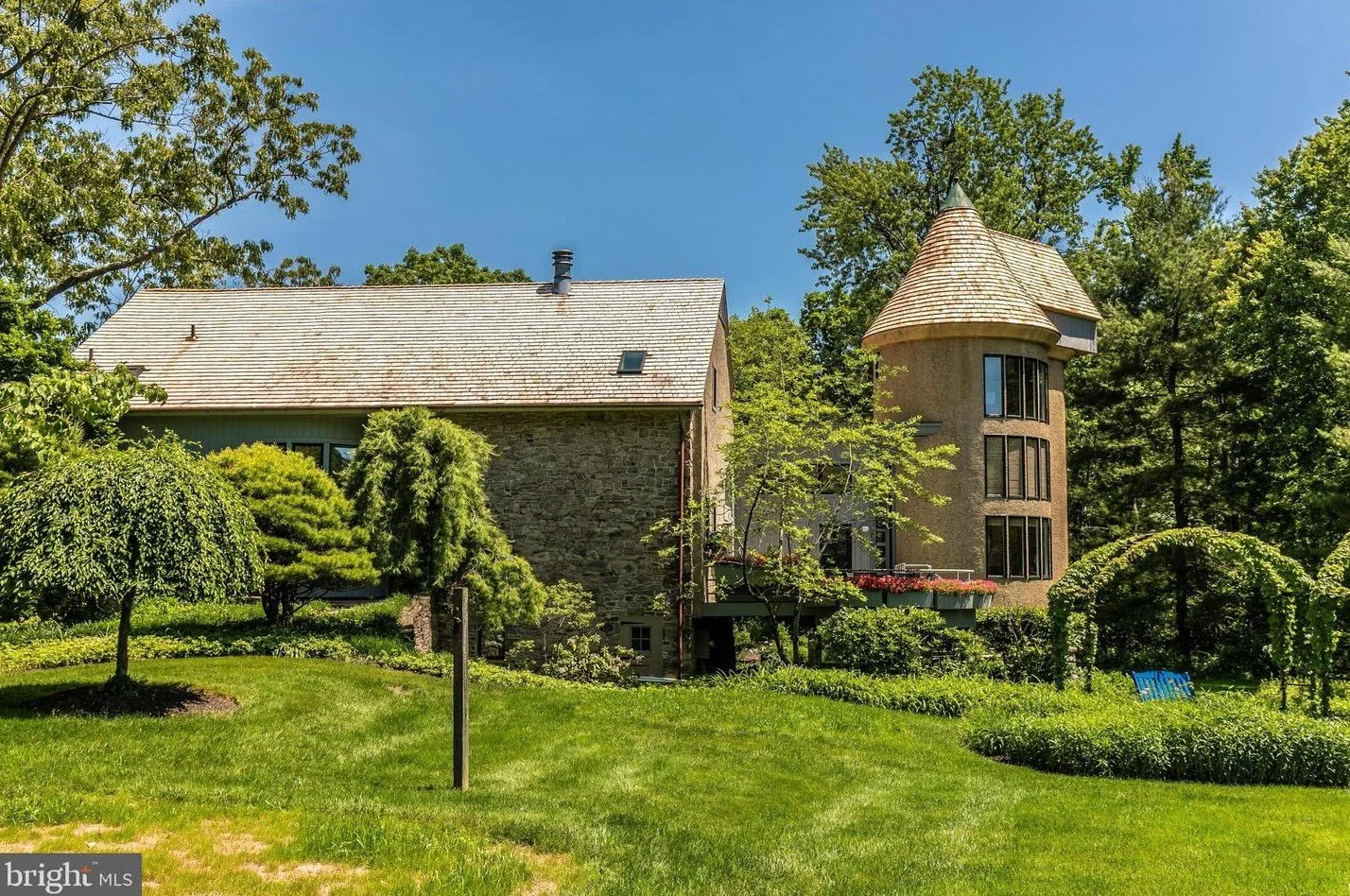 Over 5 Acres in Blue Bell, PA - $2,999,999