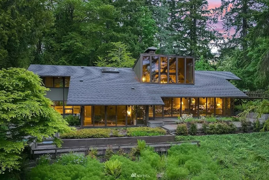 7 Acres in Olympia, WA  - $2,350,000