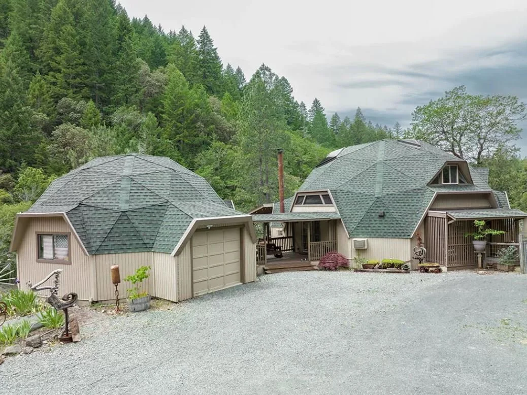 Over 6 Acres in Grants Pass, OR - $499,000