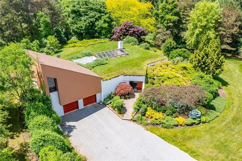 A Carlton DeWolff Design on Almost 20 Acres - $799,900