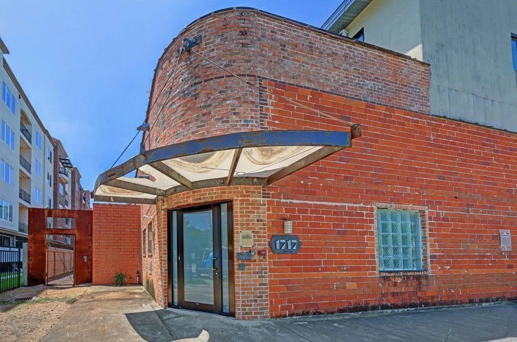 A Condo in Houston - $675,000