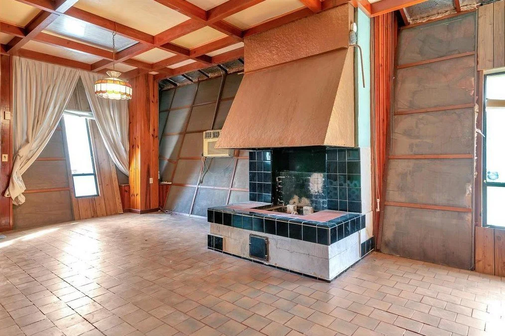 Zillow Keyword Search: Spaceship