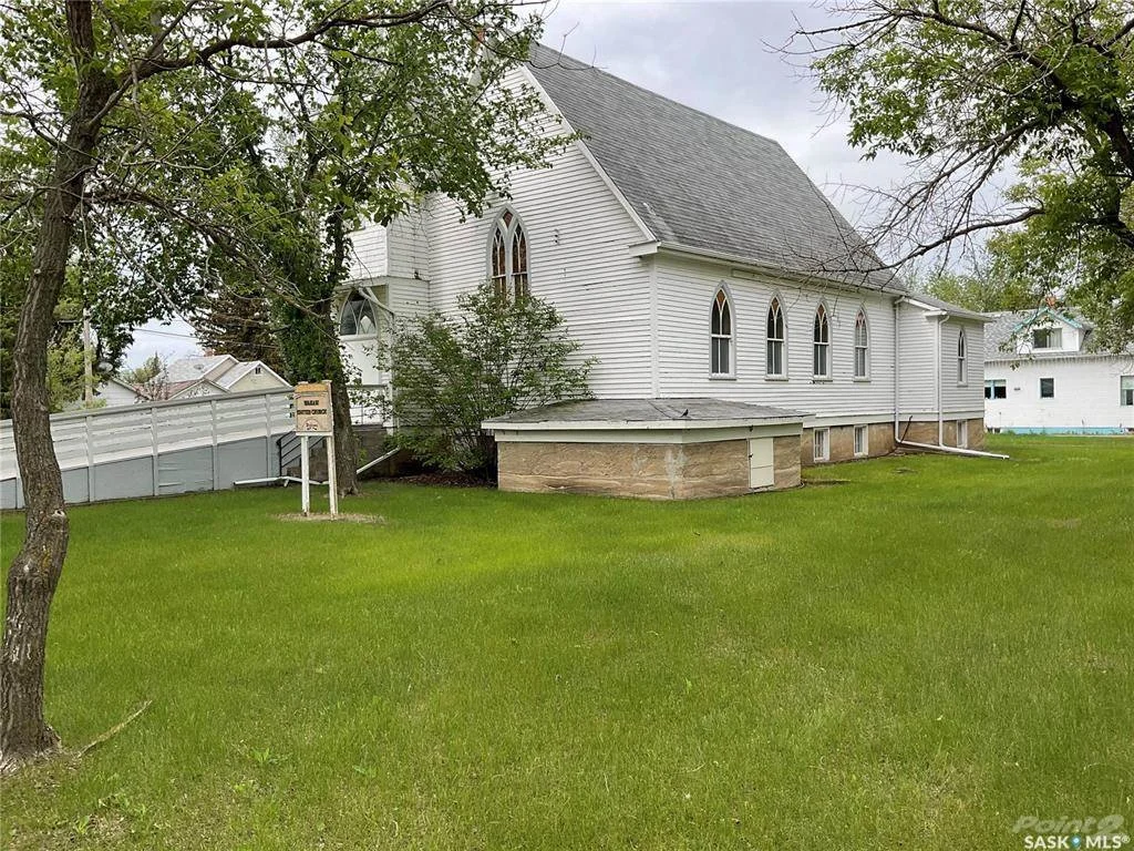 A Church in Wakaw, SK - C$174,900